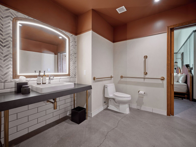 Bathroom 4, Detroit Foundation Hotel, Wayne