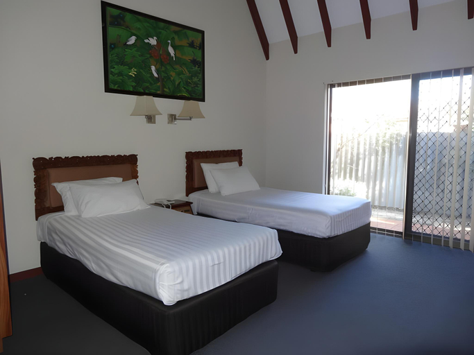 Bedroom 13