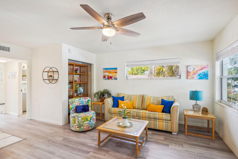 Others 5, Beach Quarters #8, Pinellas