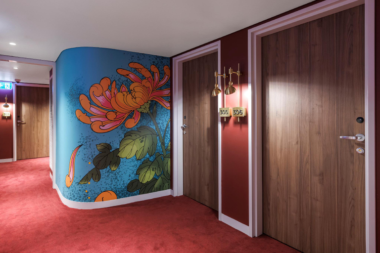 Others 4, Adge Hotel & Residence, Sydney