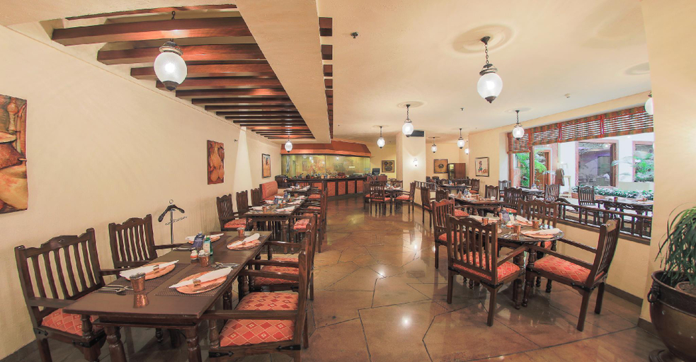 Food & Drinks 4, The LaLiT Mumbai, Mumbai Suburban