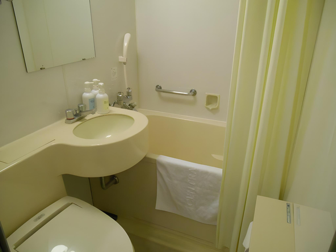 Bathroom 21