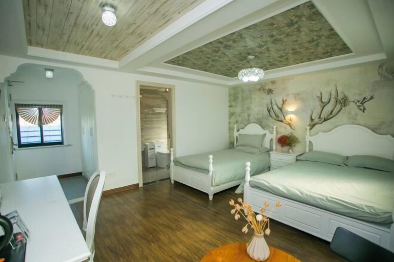 Bedroom 3, Fallen Bay, Zhoushan
