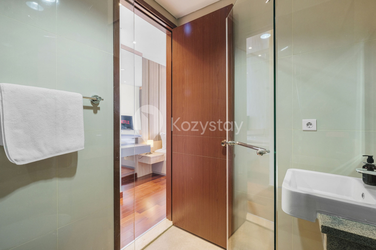 Bathroom 2, Tensia by Kozystay - Taman Sari, Jakarta Barat