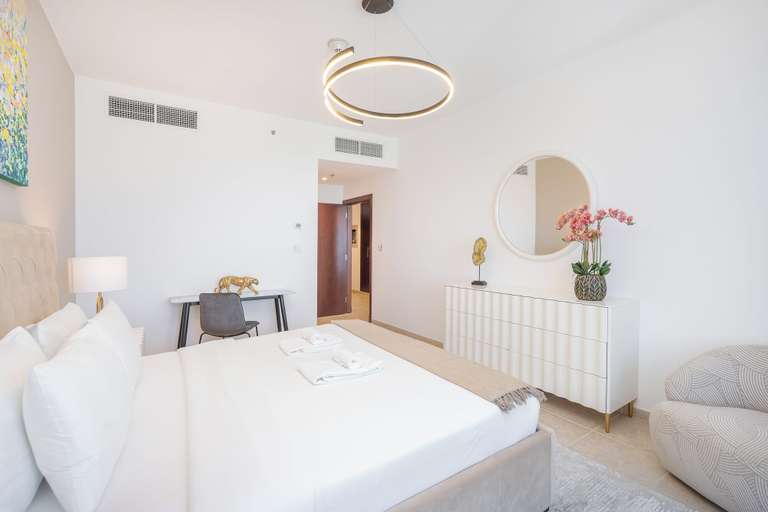 Bedroom 5, Czechin -Stylish 1BR in Elite Residences, Dubai