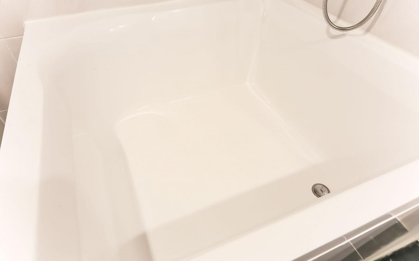 Bathroom 15