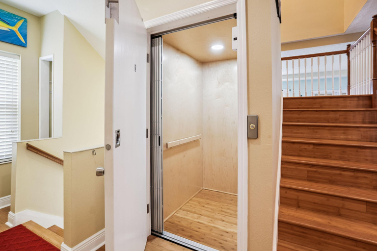 Interior 5, Gulfport Getaway, Pinellas