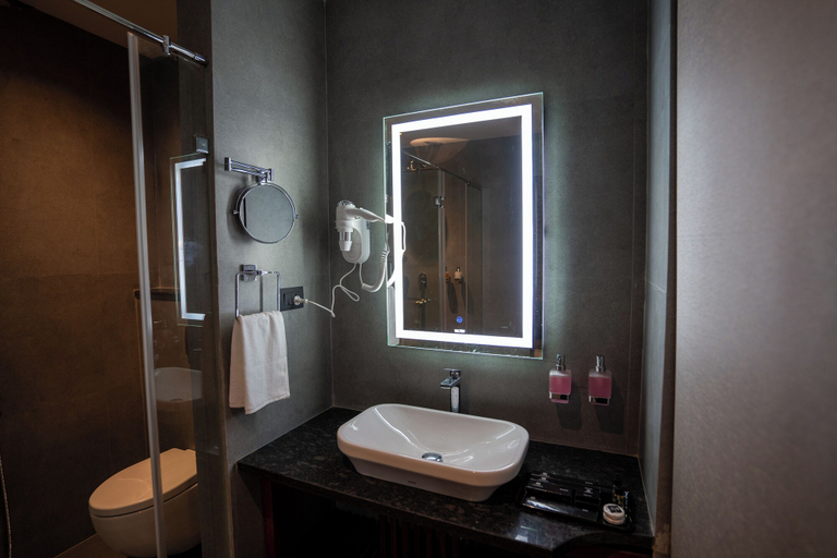 Bathroom, The Eden, South Andaman