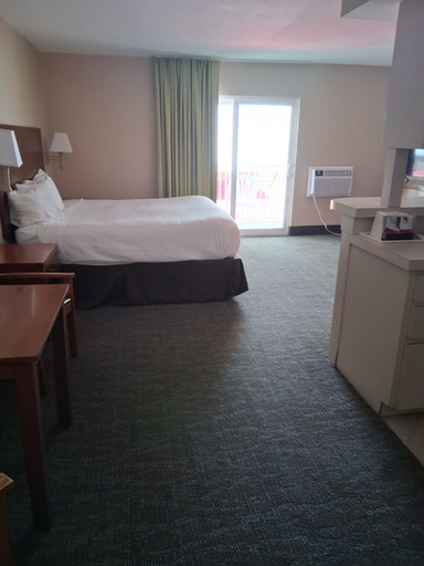 Bedroom 4, Gulfview Hotel on the Beach, Pinellas
