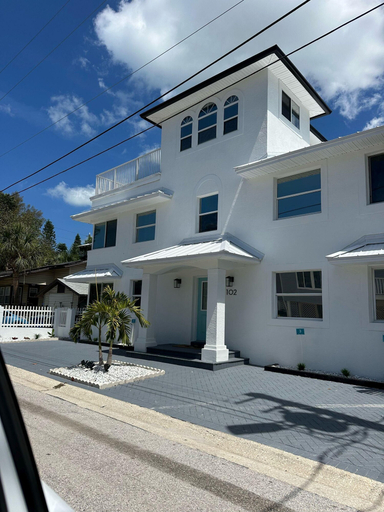 Others 5, Beach Livin - All, Pinellas