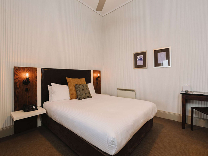 Bedroom 21