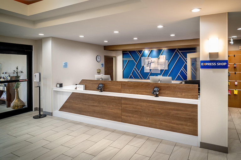 Public Area 3, Holiday Inn Express & Suites FAIRMONT by IHG, Marion