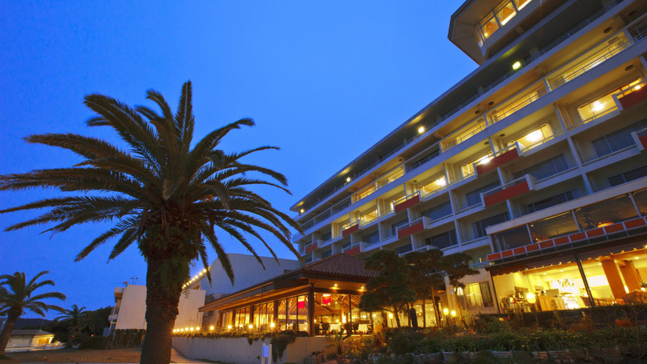Exterior & Views 1, Kamogawa Grand Hotel, Kamogawa