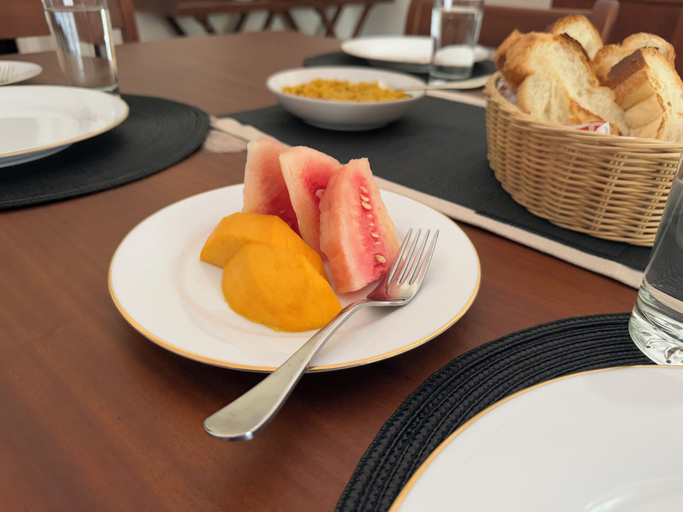 Food & Drinks 5, Watawala Tea Plantation Bungalow, Ambagamuwa