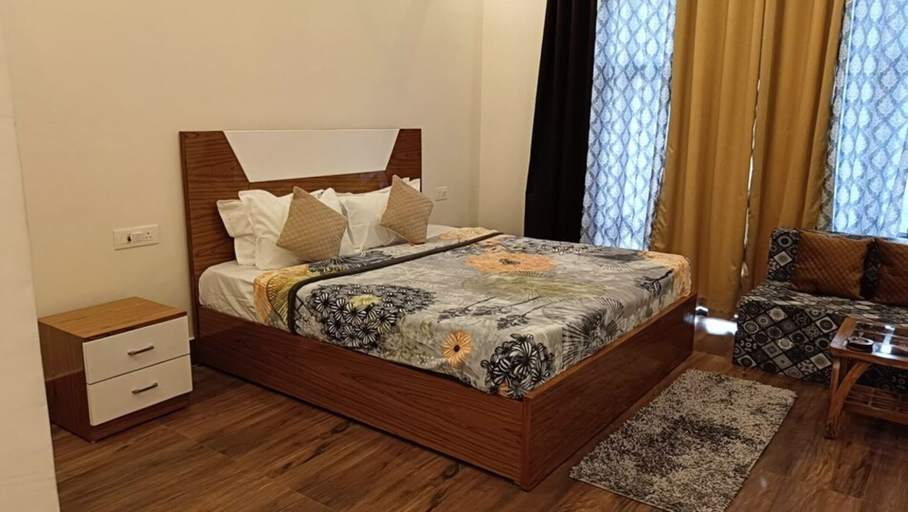 Bedroom, Aroma Green Resort, Gurgaon