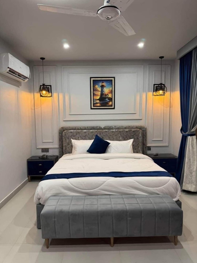 Bedroom 3, Hotel Four Square, Karachi