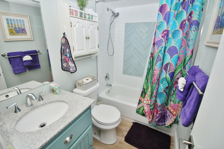 Bathroom 4, Ponce de Leon Towers 702, Volusia