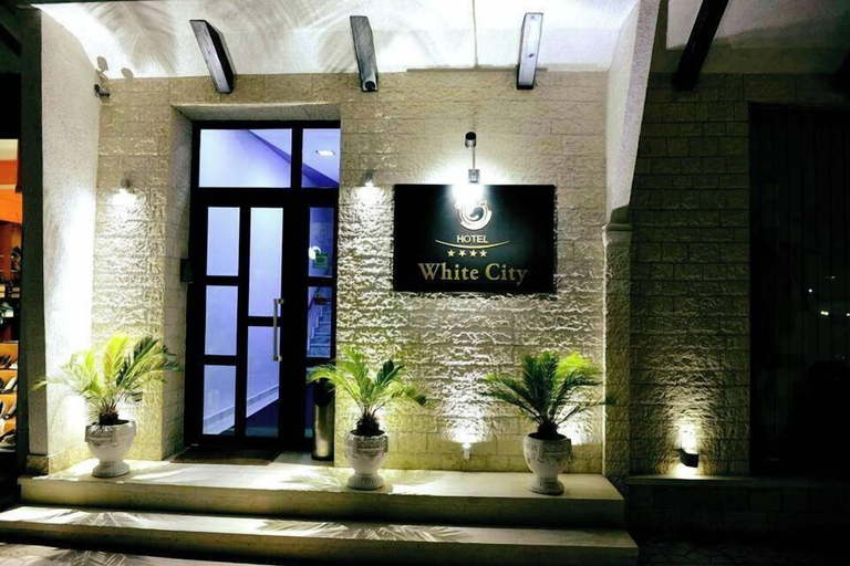 Exterior & Views 2, White City  Hotel & Restaurant, Beratit
