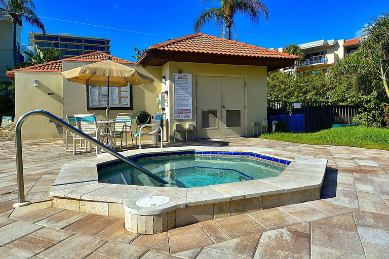 Sport & Beauty 3, Land's End 1-406 Bay Front - Premier, Pinellas