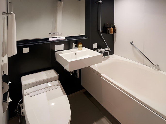 Bathroom 12