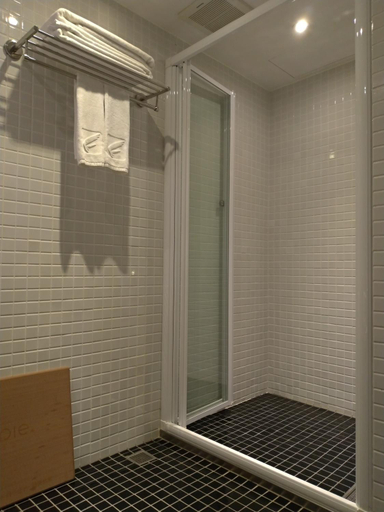 Bathroom 4, Simple+ Hotel, Taipei City