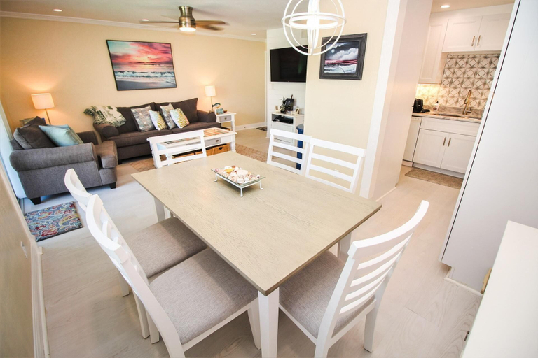 Others 5, Colony Beach Club 116, Volusia