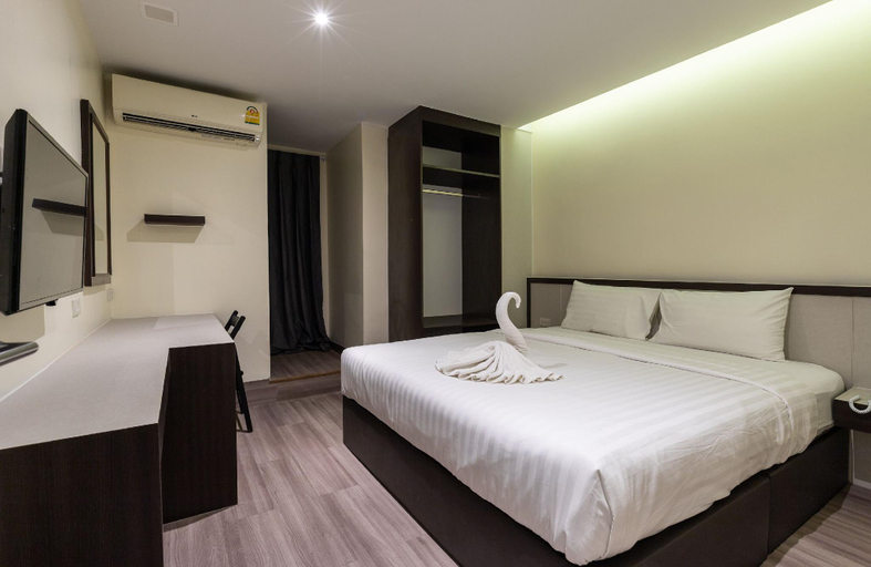 Bedroom 16