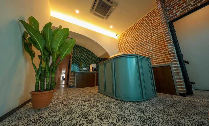 Public Area 5, Reunion Carnarvon, Penang Island