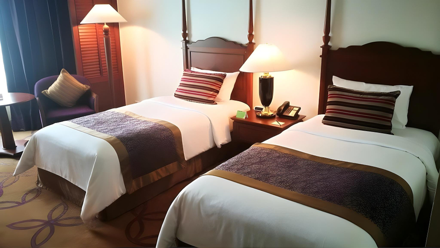 Bedroom 13