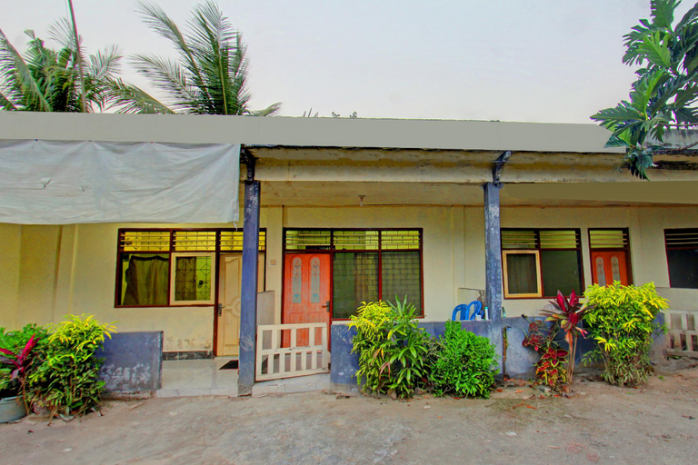 Exterior & Views 2, Capital O 93437 Embung Banteran Cottage, Banyumas