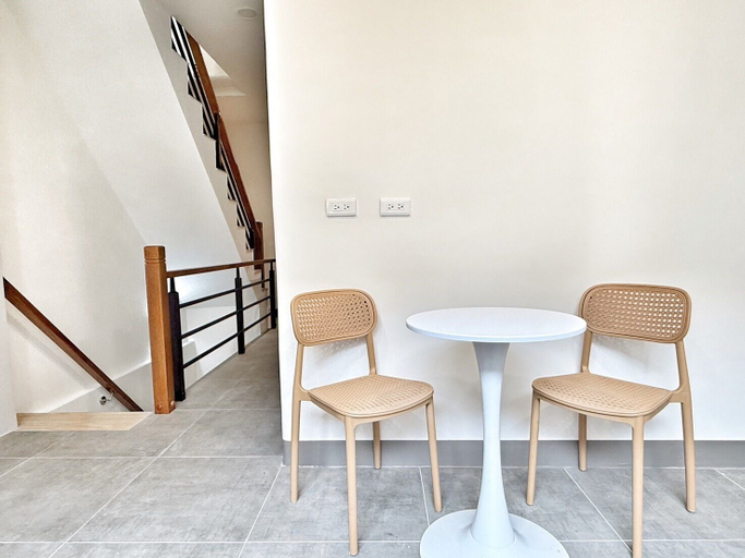 Others 4, Linshouse, Tainan