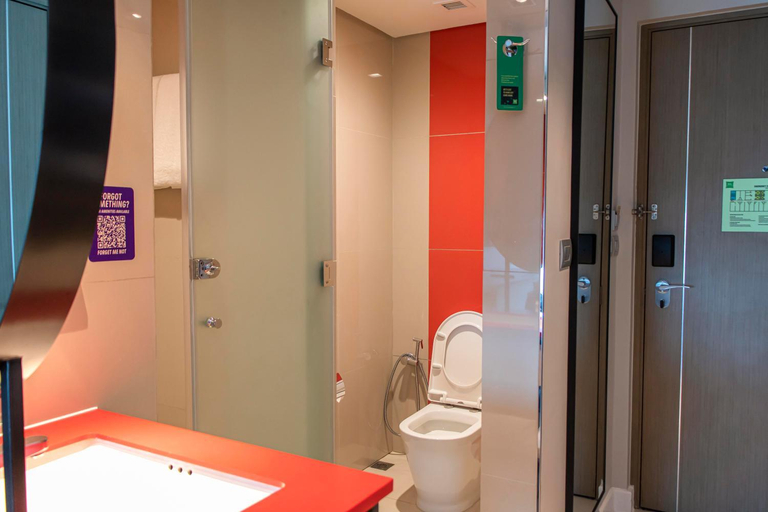 Bathroom 5, ibis Styles Manila Araneta City, Quezon City