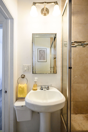 Room 4, Comfortable Home Near LA With Full Kitchen Laundry, Los Angeles