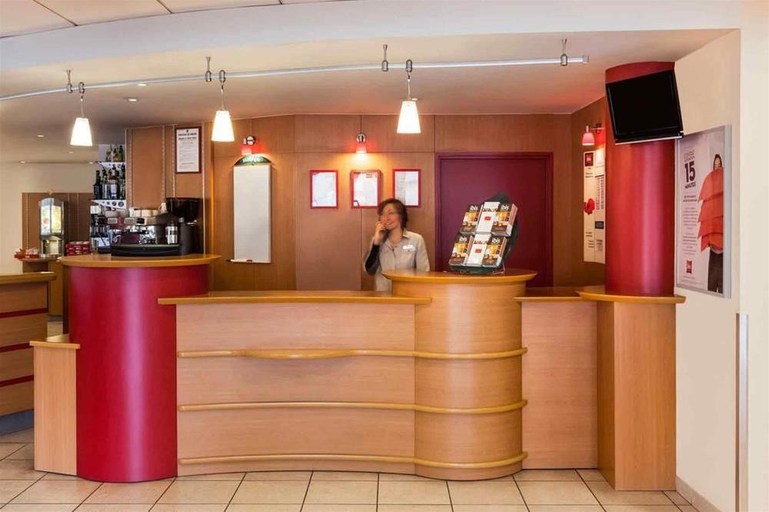 Public Area, ibis Albi, Tarn