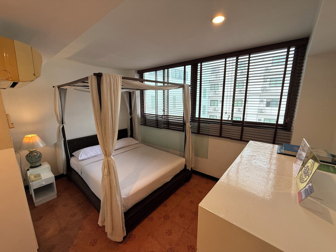 Bedroom 9