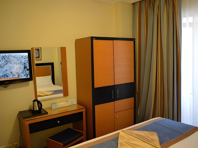 Bedroom 5, Emaar Royal, Al Madinah Al Munawwarah