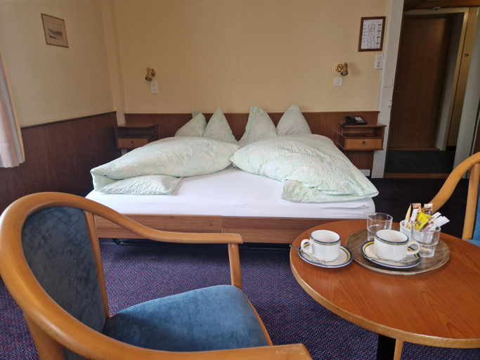 Bedroom 2, Hotel Du Lac, Interlaken