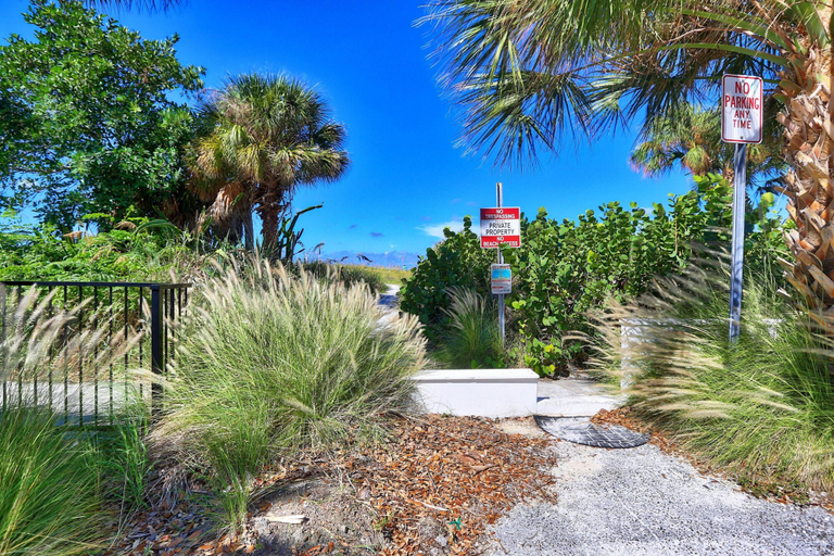 Others 2, Valdes Cottage, Pinellas