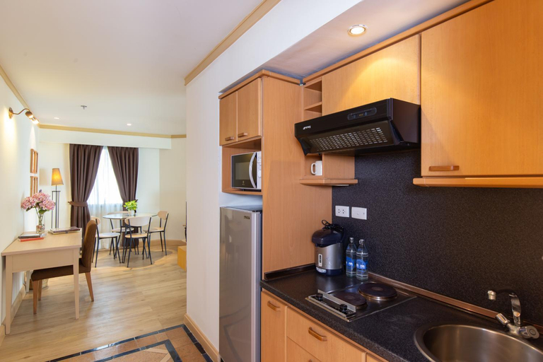 Dining Room 1
