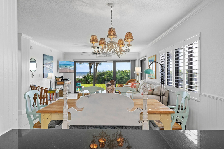 Food & Drinks 4, Shorehom by the Sea 14, Volusia