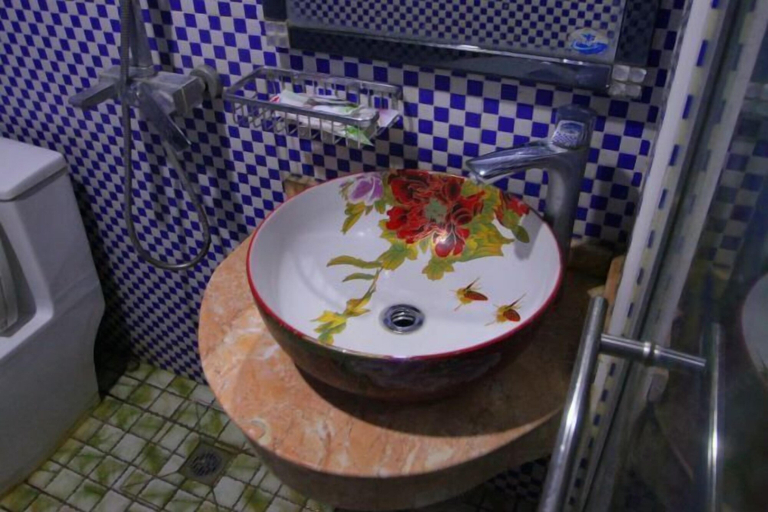 Bathroom 3, Hongman Fashion Hotel, Shanghai