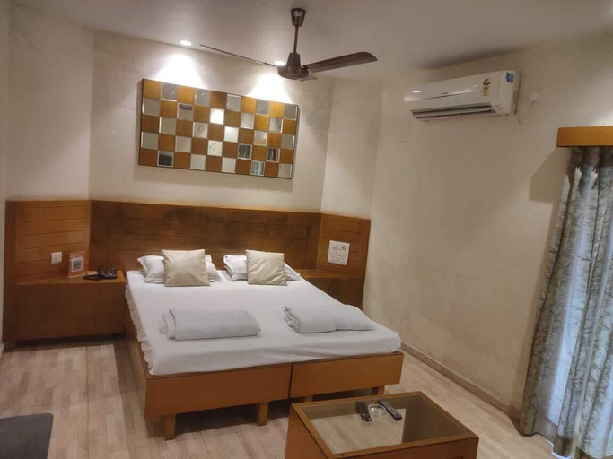 Bedroom 4, Palm Village Resort, South 24 Parganas