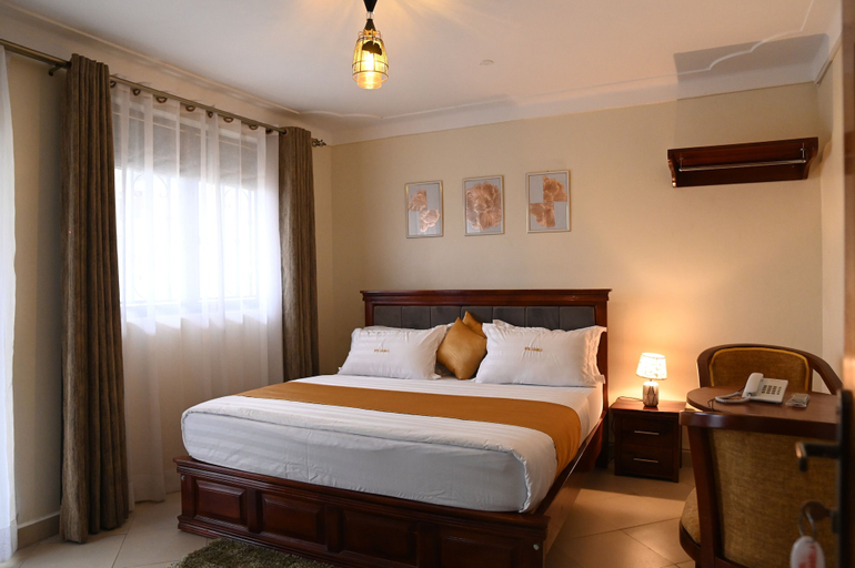 Others 4, Hotel Casabella, Entebbe