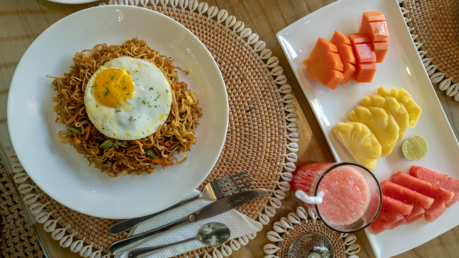 Food & Drinks 3, Villa Alice Satu, Badung