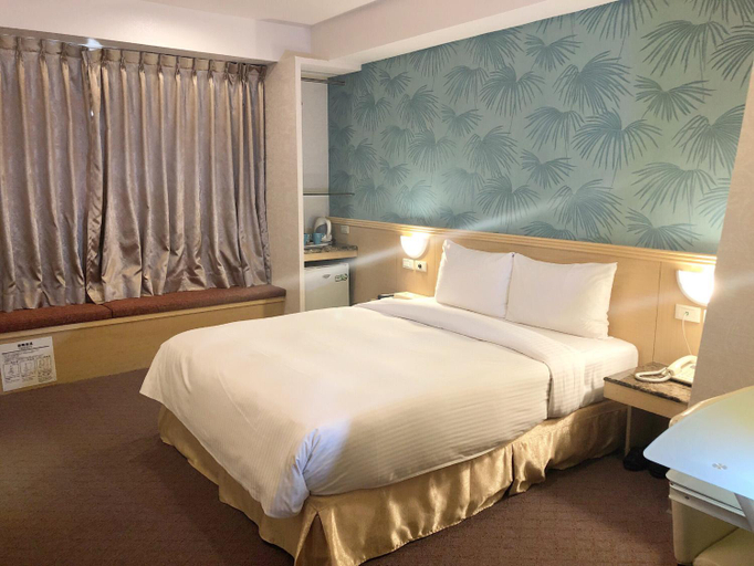 Bedroom 13