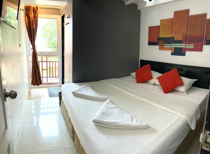 Bedroom 14
