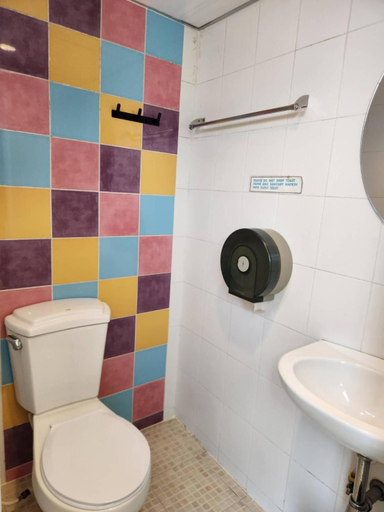 Bathroom 18