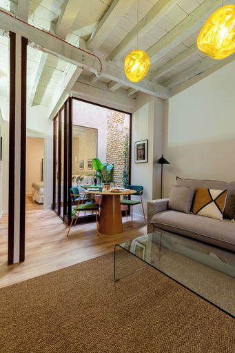 Others 4, One&Lux Casa Barrabas, Sevilla
