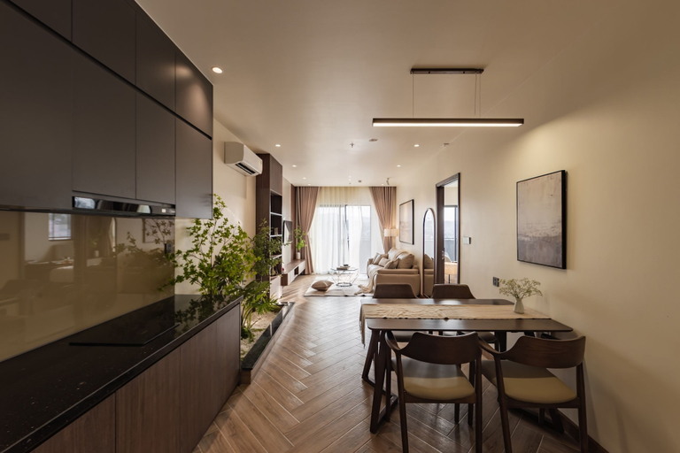 Dining Room 6