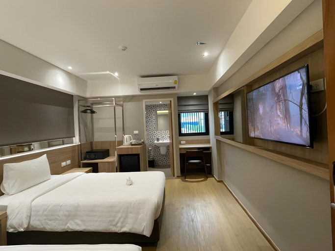 Bedroom 26